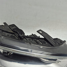 Laden Sie das Bild in den Galerie-Viewer, Frontscheinwerfer Audi Q3 8U0941004H Xenon Rechts Scheinwerfer Headlight