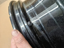 Load image into Gallery viewer, 1x Alufelge 17 Zoll 6.5" 5x114.3 403000531R Renault Duster Rim Wheel FEL5842802106ob