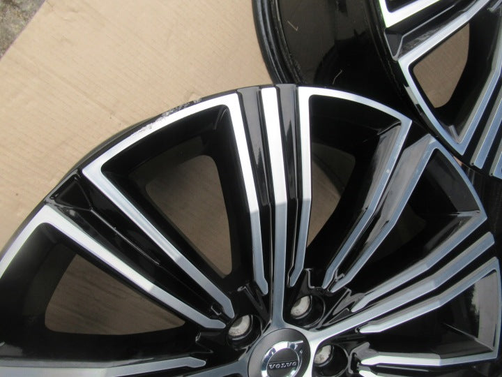 4x Alufelge 18 Zoll 8.0" 5x108 42ET Glanz Schwarz 31471312 Volvo V60 I S60 FEL8072582347nb