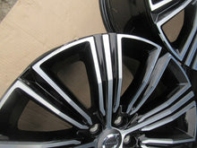 Laden Sie das Bild in den Galerie-Viewer, 4x Alufelge 18 Zoll 8.0" 5x108 42ET Glanz Schwarz 31471312 Volvo V60 I S60 FEL8072582347nb