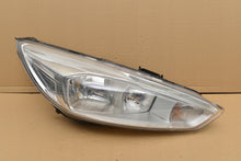 Laden Sie das Bild in den Galerie-Viewer, Frontscheinwerfer Ford Focus III F1EB-13W029-AF Rechts Scheinwerfer Headlight SCH3584450350pg