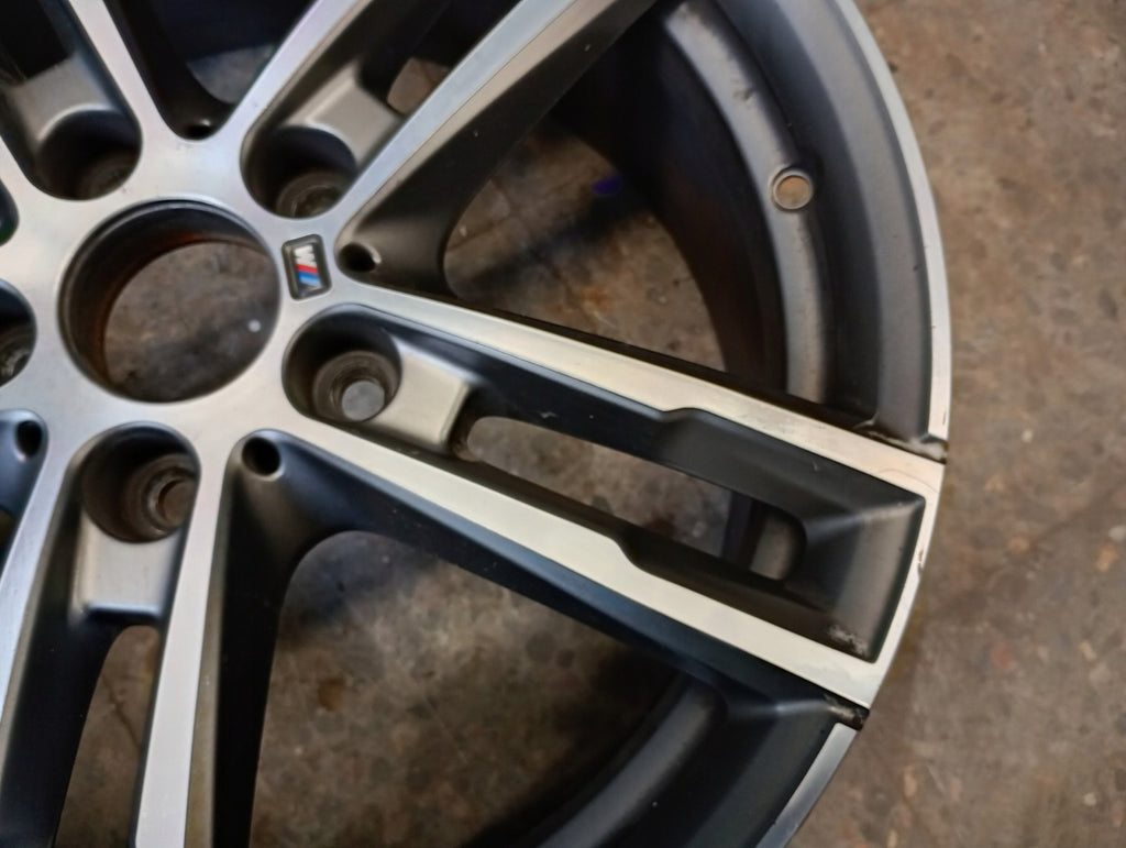 1x Alufelge 18 Zoll 7.5" 5x120 45ET 8009701 BMW 2 F22 1 F21 F23 Rim Wheel FEL7245582515zg