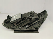 Laden Sie das Bild in den Galerie-Viewer, Frontscheinwerfer Ford Focus MX7B-13E014-GB Full LED Rechts Headlight SCH1593907947gy