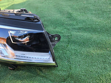 Laden Sie das Bild in den Galerie-Viewer, Frontscheinwerfer VW Transporter 7L1941036A LED Rechts Scheinwerfer Headlight
