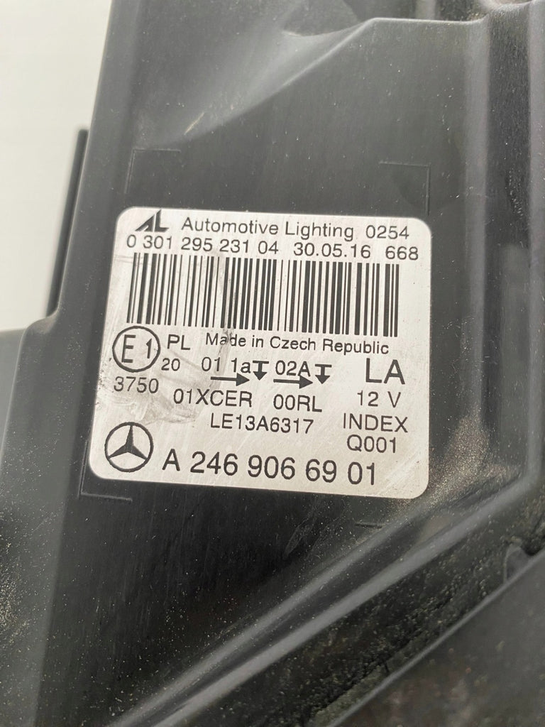 Frontscheinwerfer Mercedes-Benz W246 A2469066901 Links Scheinwerfer Headlight SCH2123074186es