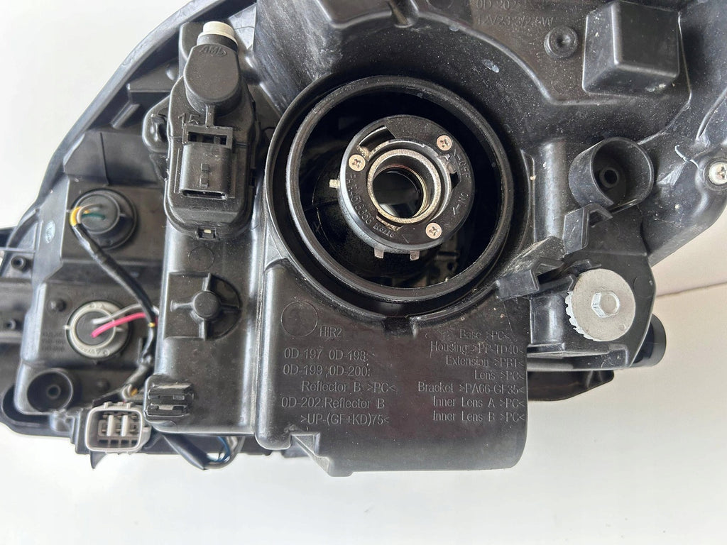 Frontscheinwerfer Toyota Yaris 0D-199 0D-200 Rechts Scheinwerfer Headlight SCH5206924688uc