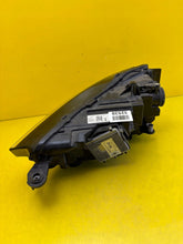 Laden Sie das Bild in den Galerie-Viewer, Frontscheinwerfer Skoda Scala 90176079 Rechts Scheinwerfer Headlight SCH8669273199ht