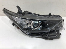 Laden Sie das Bild in den Galerie-Viewer, Frontscheinwerfer Toyota Auris 81110-02K30 LED Rechts Scheinwerfer Headlight SCH4062883963rp