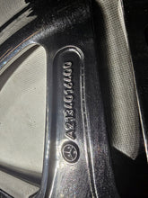Load image into Gallery viewer, 1x Alufelge 18 Zoll 9.0" 5x112 49ET Glanz A2134016400 Mercedes-Benz Amg FEL7992006005vt