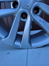 Load image into Gallery viewer, 1x Alufelge 17 Zoll 7.0" 5x114.3 47ET Glanz Silber 1KA2A Nissan I 1 Rim Wheel FEL5349216310mg