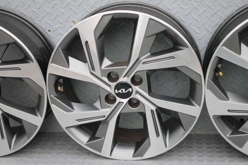 1x Alufelge 17 Zoll 6.5" 4x100 49ET 52910-H8700 Kia Stonic Rim Wheel FEL2075962412bi