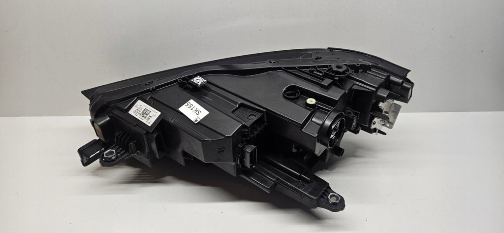 Frontscheinwerfer Skoda Superb 3P1941016 LED Rechts Scheinwerfer Headlight SCH8685149174ea