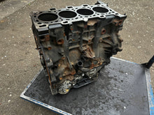 Laden Sie das Bild in den Galerie-Viewer, Motorblock Renault Master III M9T706 2.3 Diesel Unkomplett