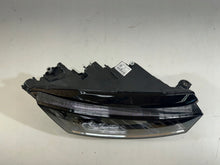 Laden Sie das Bild in den Galerie-Viewer, Frontscheinwerfer Skoda Octavia IV 5E494101812 LED Rechts Scheinwerfer Headlight SCH5728730241ku