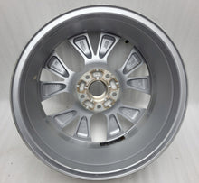 Laden Sie das Bild in den Galerie-Viewer, 1x Alufelge 17 Zoll 7.0" 5x114.3 35ET 403002066R Renault Arkana Rim Wheel FEL2281225562sz