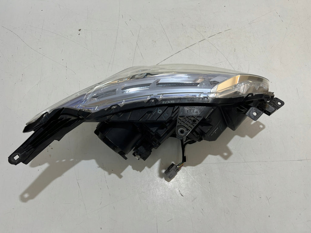 Frontscheinwerfer Mitsubishi L200 Xenon Ein Stück (Rechts oder Links) Headlight