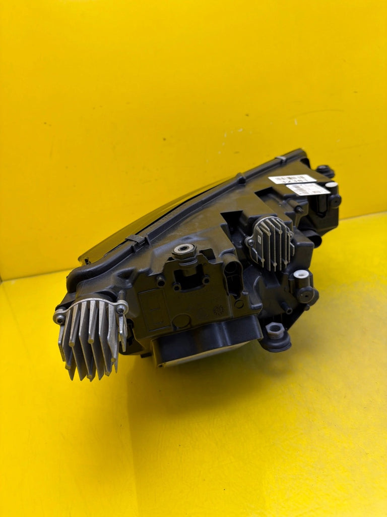 Frontscheinwerfer Skoda Octavia IV 5E4941015A LED Links Scheinwerfer Headlight SCH3266646171um
