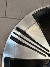Laden Sie das Bild in den Galerie-Viewer, 1x Alufelge 18 Zoll 7.5" 5x112 A2434010100 Mercedes-Benz Eqa Eqb Rim Wheel FEL8530928562kx