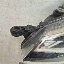 Laden Sie das Bild in den Galerie-Viewer, Frontscheinwerfer Seat Ibiza I V 6F1941007B Full LED Rechts oder Links SCH3756655389wp