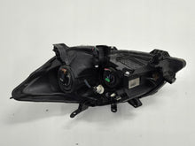 Load image into Gallery viewer, Frontscheinwerfer Toyota Auris 81110-02A40 Rechts Scheinwerfer Headlight