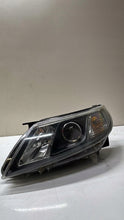 Laden Sie das Bild in den Galerie-Viewer, Frontscheinwerfer Saab 9-3 12770145 Xenon Links Scheinwerfer Headlight SCH4556723781bw