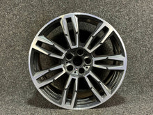 Laden Sie das Bild in den Galerie-Viewer, 1x Alufelge 17 Zoll 5A324E0 BMW Rim Wheel FEL5915643895ur