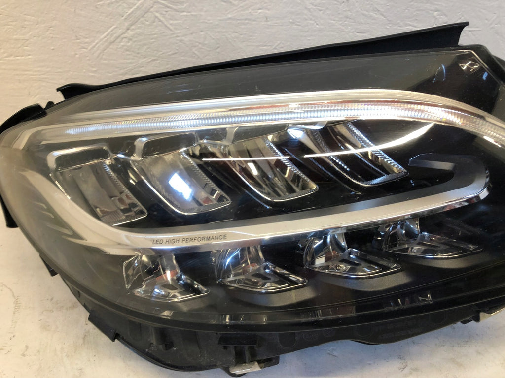 Frontscheinwerfer Mercedes-Benz W205 A205 A2059062206 Rechts Headlight SCH9947353634gr