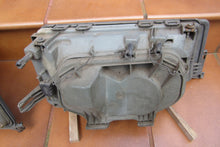Load image into Gallery viewer, Frontscheinwerfer Mercedes-Benz 190 W201 Links Scheinwerfer Headlight SCH2618966427yl