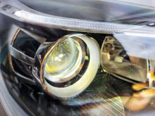 Laden Sie das Bild in den Galerie-Viewer, Frontscheinwerfer Mercedes-Benz Slk Amg A1728203261 Xenon Rechts Headlight SCH3193514932pi