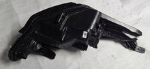 Laden Sie das Bild in den Galerie-Viewer, Frontscheinwerfer Hyundai I20 II SPP17270 92101C8000 Links Headlight SCH3669013732rw