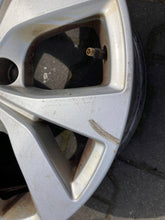 Laden Sie das Bild in den Galerie-Viewer, 1x Alufelge 16 Zoll 6.5&quot; 403009128R Renault Megane Iv Rim Wheel