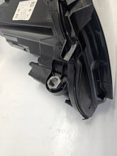 Load image into Gallery viewer, Frontscheinwerfer Mercedes-Benz W213 A2139067506 LED Links Headlight SCH1751667220xs