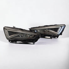 Load image into Gallery viewer, Frontscheinwerfer Seat Tarraco 5FJ941007 90143460 LED Ein Satz Headlight