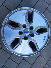 Laden Sie das Bild in den Galerie-Viewer, 1x Alufelge 15 Zoll 6.0" 5x108 46ET Matt Silber 31255812 Volvo Rim Wheel FEL8461485858dm