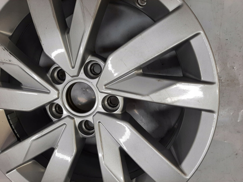 1x Alufelge 16 Zoll 6.5" 5x112 41ET Matt Silber 3G0601025BJ VW Passat B8 FEL1045753338db
