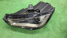 Laden Sie das Bild in den Galerie-Viewer, Frontscheinwerfer Audi A3 8V0941005C Xenon Links Scheinwerfer Headlight