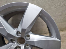 Load image into Gallery viewer, 1x Alufelge 17 Zoll 6.5" 5x100 49ET Glanz Silber 2GM601025A VW T-Cross Rim Wheel FEL9454703305uw