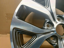 Load image into Gallery viewer, 1x Alufelge 17 Zoll 6.5" 5x114.3 40ET 52910-3W610 Kia Sportage Rim Wheel FEL5033007925em