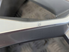 Laden Sie das Bild in den Galerie-Viewer, 1x Alufelge 18 Zoll 7.0" 5x112 45ET 57A601025AS Skoda Karoq Rim Wheel FEL7933951031qf