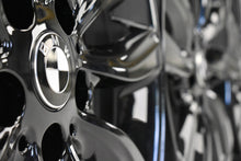 Load image into Gallery viewer, 4x Alufelge 18 Zoll 8.0" 5x112 57ET Glanz Schwarz 6855094 BMW Active F45 2 F46 FEL8708222930jl