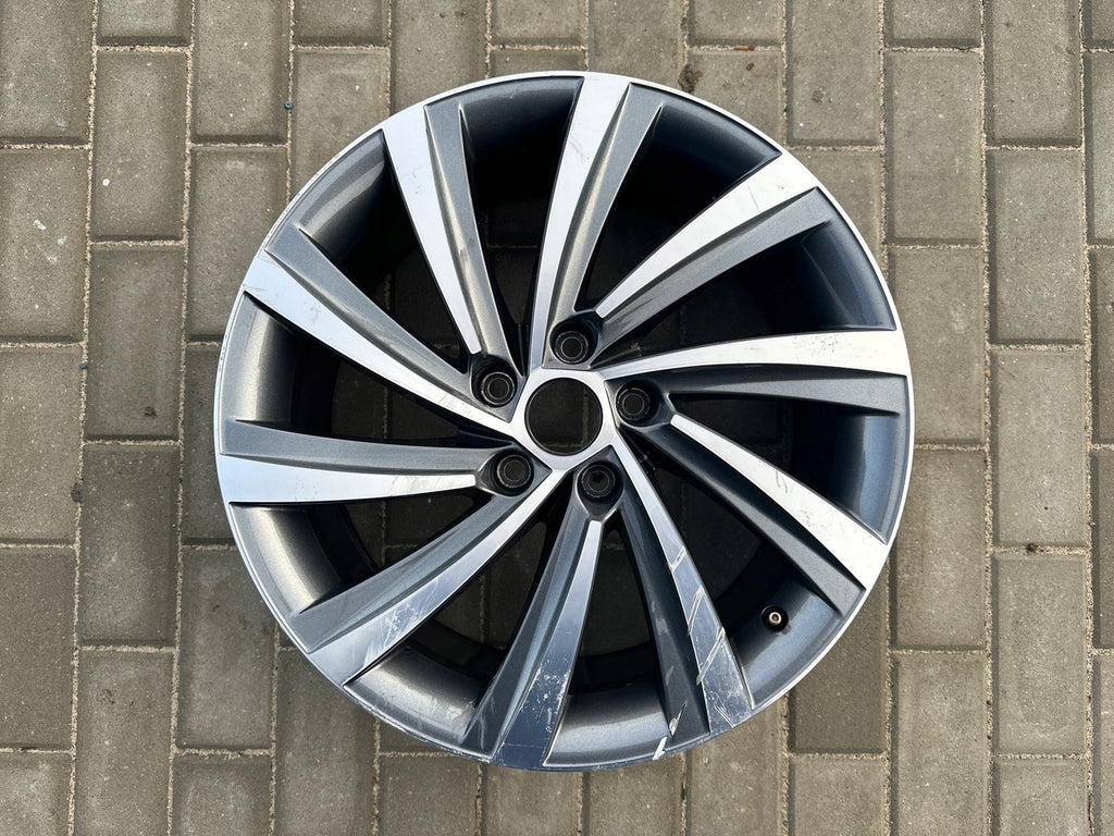 1x Alufelge 18 Zoll 7.5" 5x112 48ET Glanz Graphit 5E3601025J Mg Octavia 5e3
