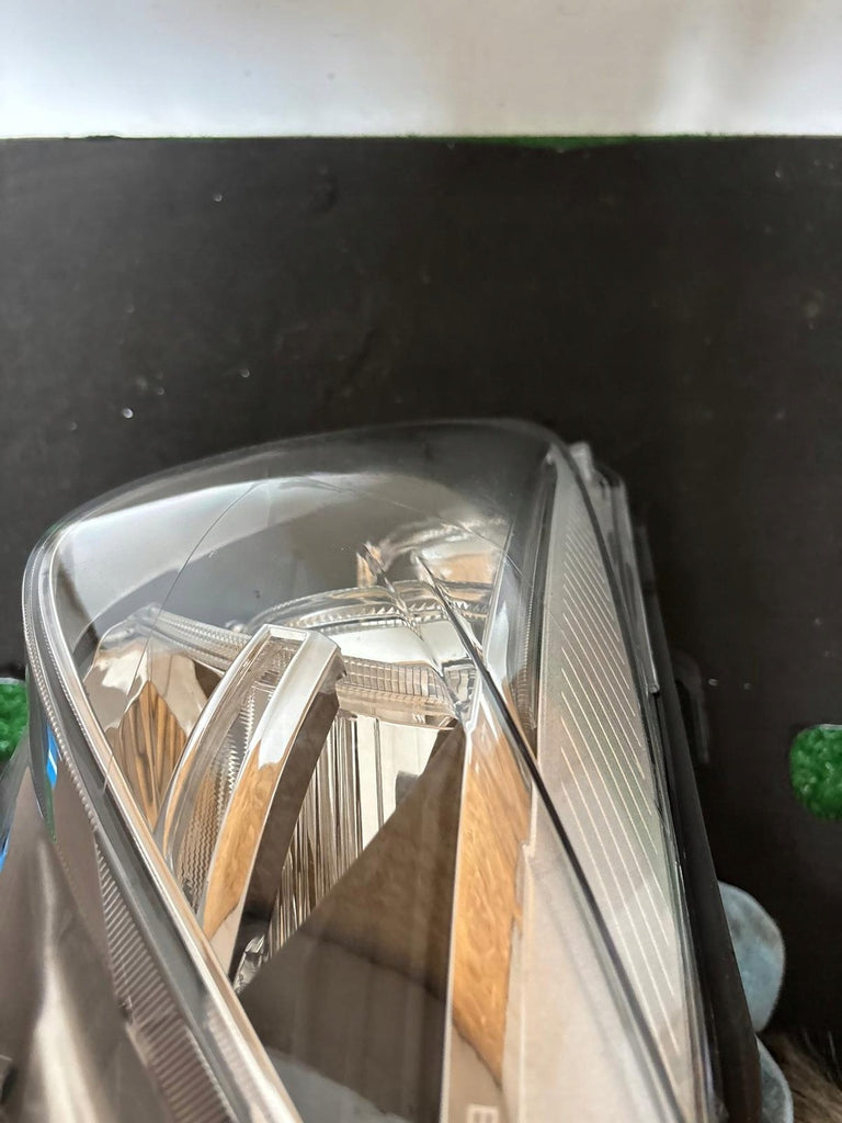 Frontscheinwerfer BMW X1 F48 90020685 729026707 Xenon Rechts oder Links SCH9705894163zn