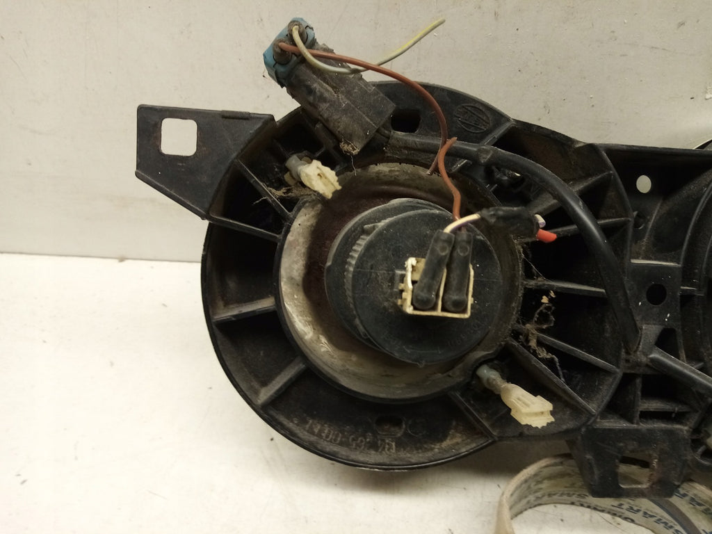 Frontscheinwerfer BMW E30 13436500 Links Scheinwerfer Headlight SCH7161287740gd