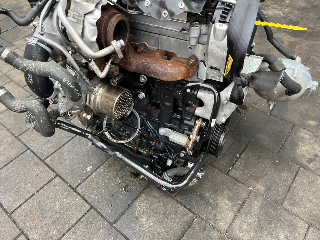 Motor Audi Seat Skoda VW A3 Leon Octavia I Golf VII CLH 1.6 TDI Diesel Komplett