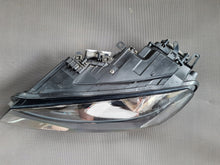 Load image into Gallery viewer, Frontscheinwerfer VW Touareg 1ZT010328-01 7P1941033 Links Scheinwerfer Headlight