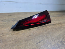 Laden Sie das Bild in den Galerie-Viewer, Rückleuchte Mercedes-Benz Glc A2549062202 Ein Stück (Rechts oder Links)