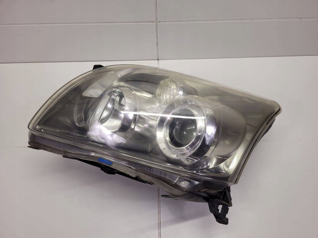 Frontscheinwerfer Toyota Avensis 85967-24010 T250 SKU11340 Links Headlight