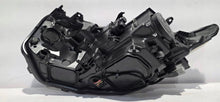 Laden Sie das Bild in den Galerie-Viewer, Frontscheinwerfer Toyota Auris 8111002K30 Rechts Scheinwerfer Headlight SCH7962757243pw