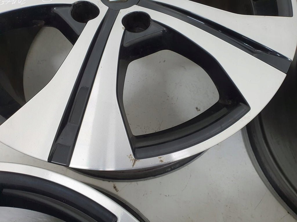 4x Alufelge 17 Zoll 7.0" 5x114.3 49ET 403007582R Renault Megane III 1 Rim Wheel FEL9556505376vc