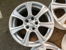 Load image into Gallery viewer, 4x Alufelge 17 Zoll 7.0" 5x114.3 39ET Glanz Silber RC15-707 Toyota I Rim Wheel FEL4025690161hd